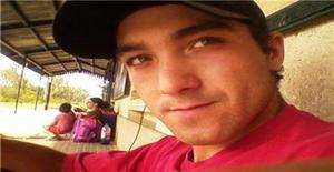 Juan120884 36 years old I am from Canelones/Canelones, Seeking Dating Friendship with Woman