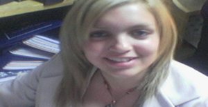 Britny 39 years old I am from Asunciòn/Asuncion, Seeking Dating Friendship with Man
